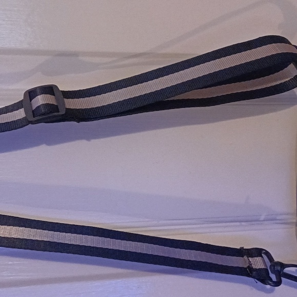 Exit Bag - Picture 5 of 6